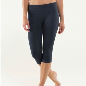 Lululemon In The Flow Crop